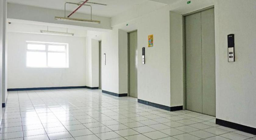 Oyo 91593 San San Rooms Apartment Gunung Putri Square Gunungputri Kültér fotó